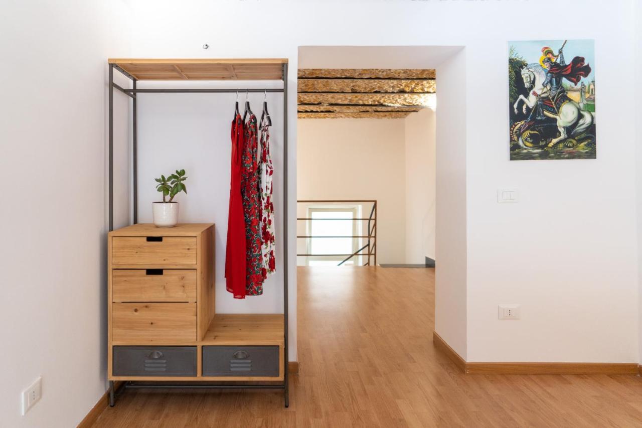 Antico Mercato Di Ortigia Lovely Apartment Syracuse Exterior foto